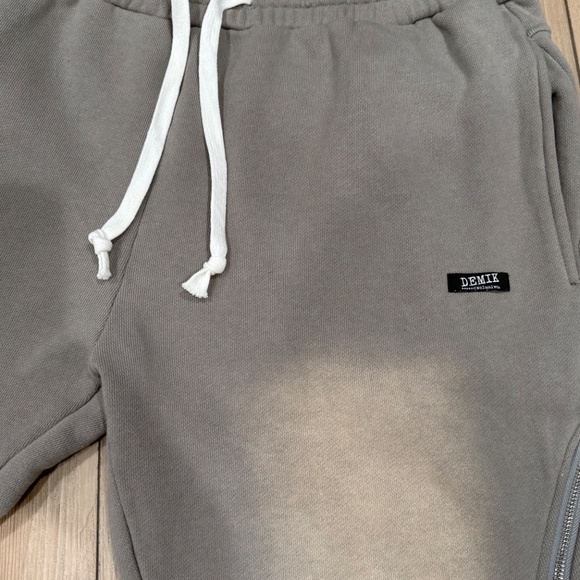 Unique Gray Sweatpants - Picture 5 of 8